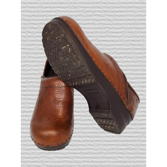 L.L. Bean Brown Embossed Leather Clogs - Picture 9 of 10